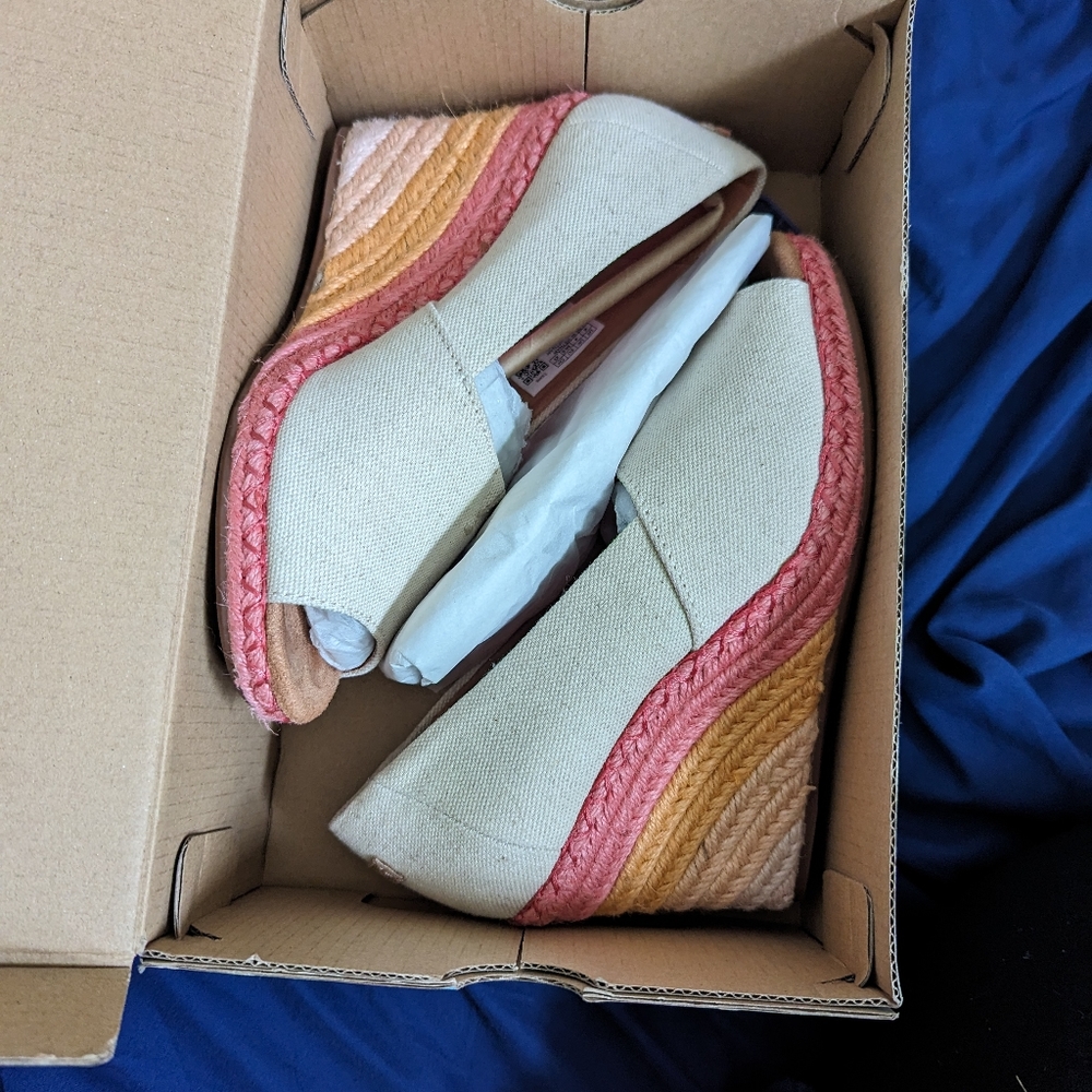 Tom's Michelle Natural Sunrise Wedge 6